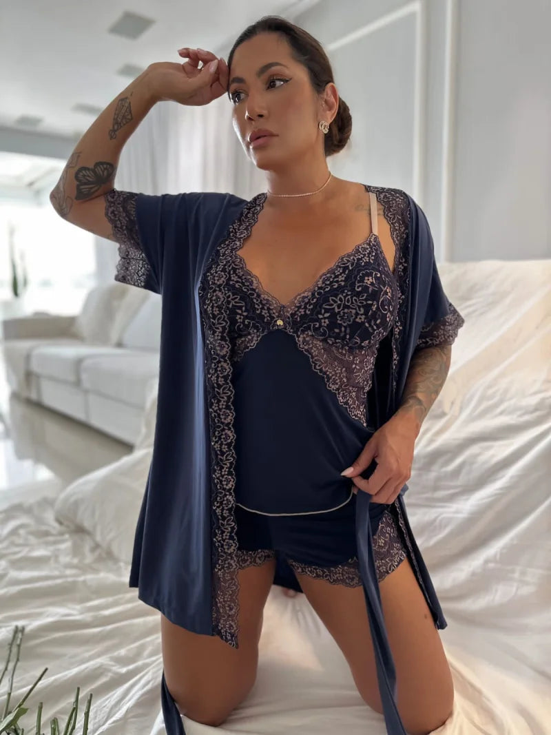 Robe Brigitte RN